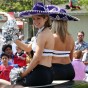 Candid pictures of cheerleaders and hot girls in jeans watching a parade